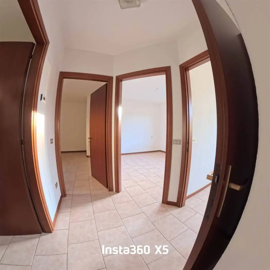 Trilocale ottimo stato, primo piano, Centro, Casalpusterlengo - foto 5