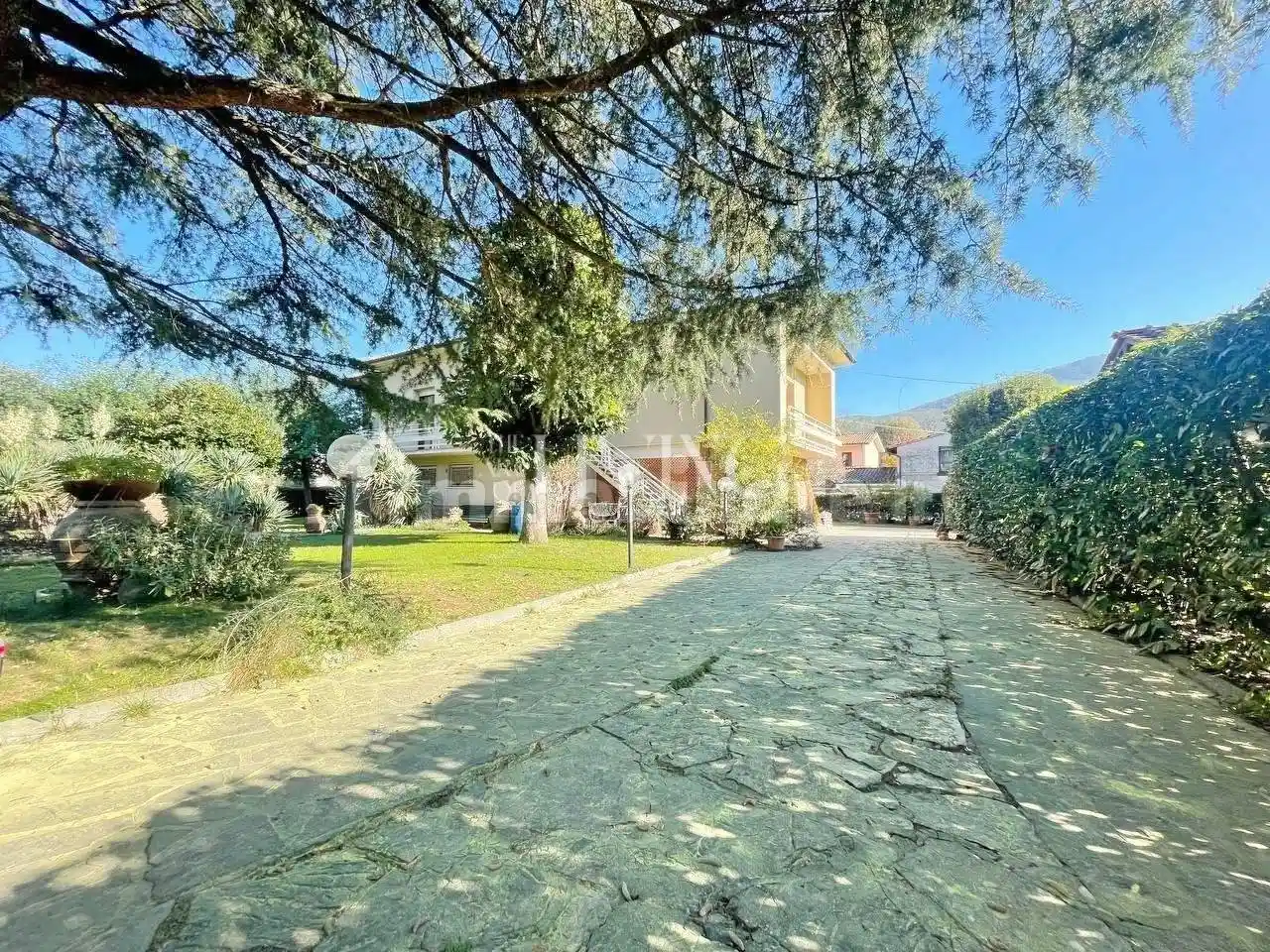 Villa unifamiliare via della Quercia,  83, Santa Maria del Giudice, Lucca - foto 2