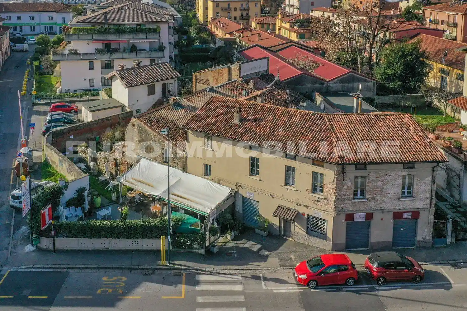 Casa indipendente in vendita a Brescia