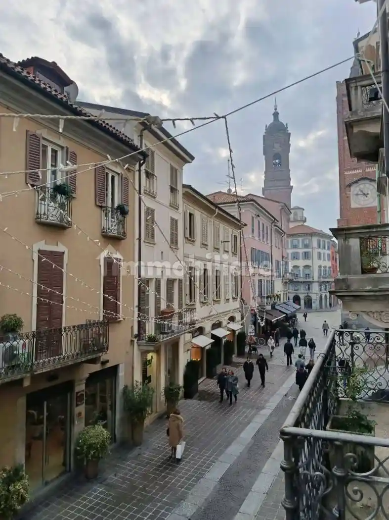 Bilocale via Carlo Alberto 9, Centro Storico, Monza - foto 4