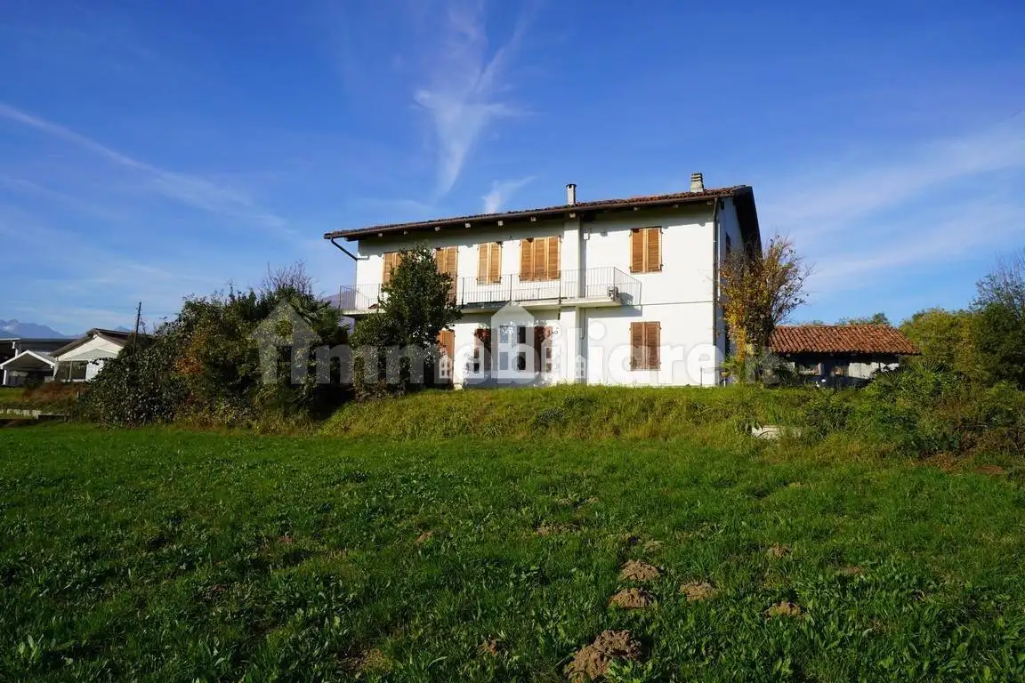 Terratetto unifamiliare frazione Sant'Antonio 132/4, Centro, Castellamonte - foto 2