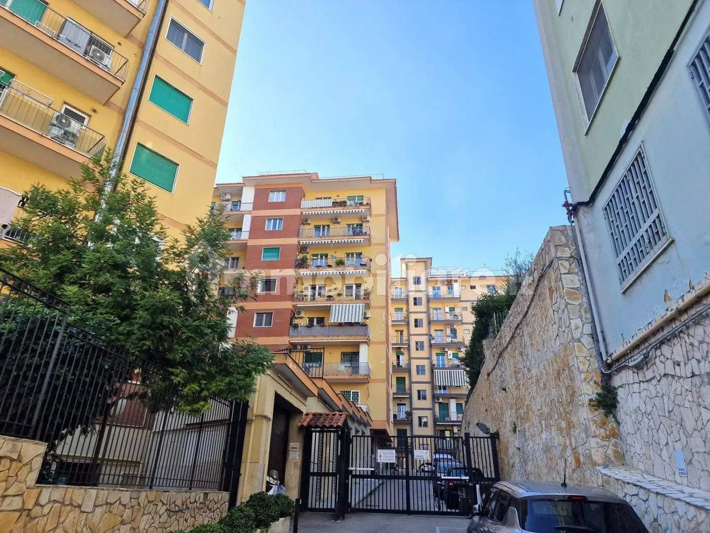 Appartamento in vendita a Napoli