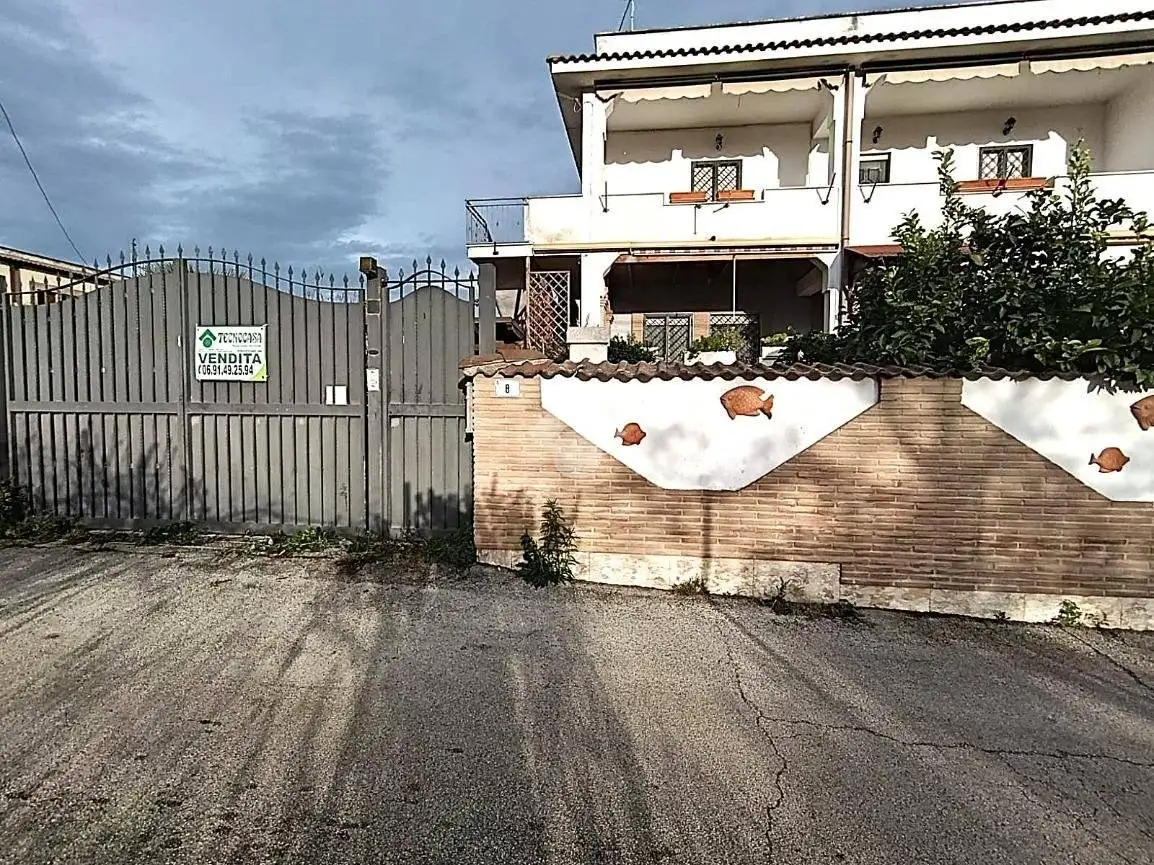 Appartamento in vendita a Ardea