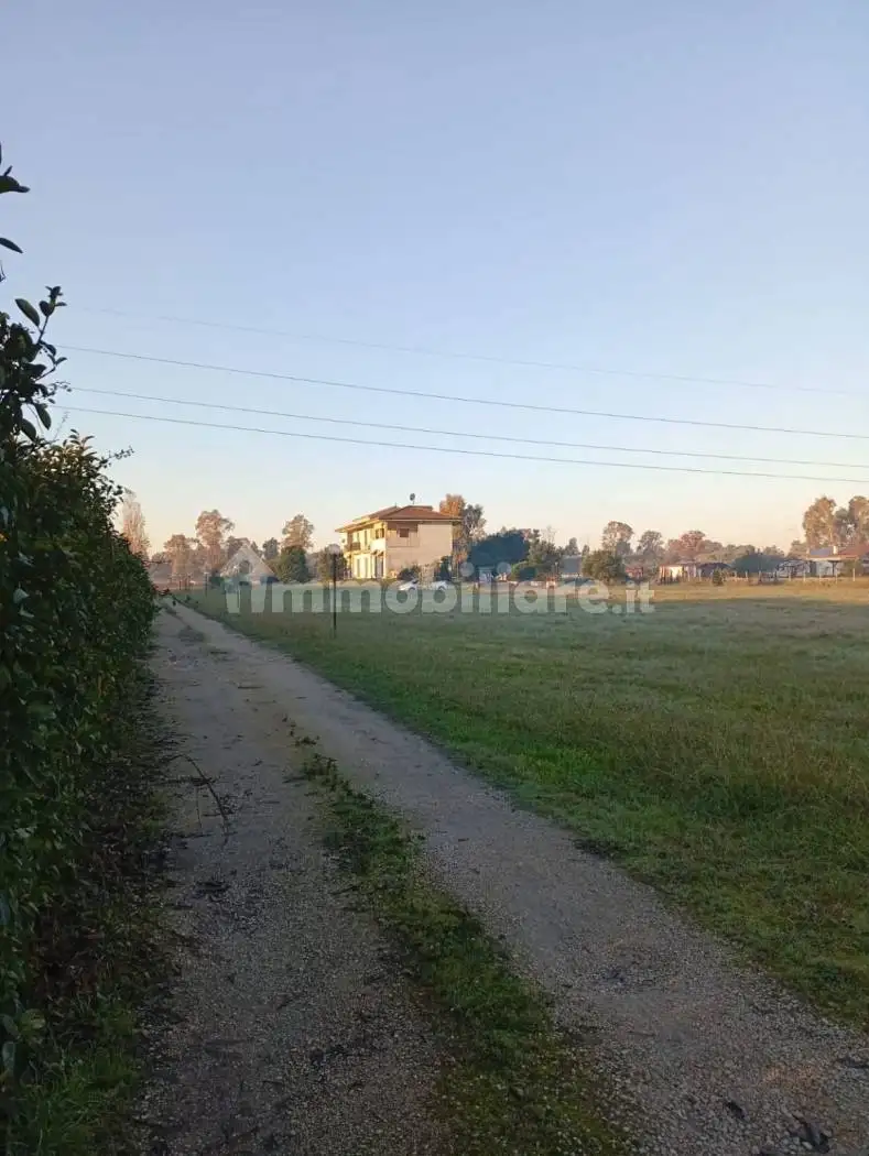 Villa in vendita a Latina