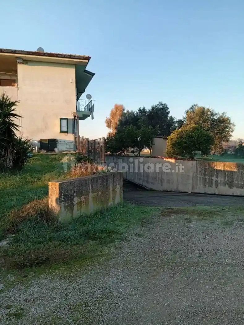 Villa plurifamiliare Strada Madonna Giulia, Borgo San Michele, Latina - foto 2