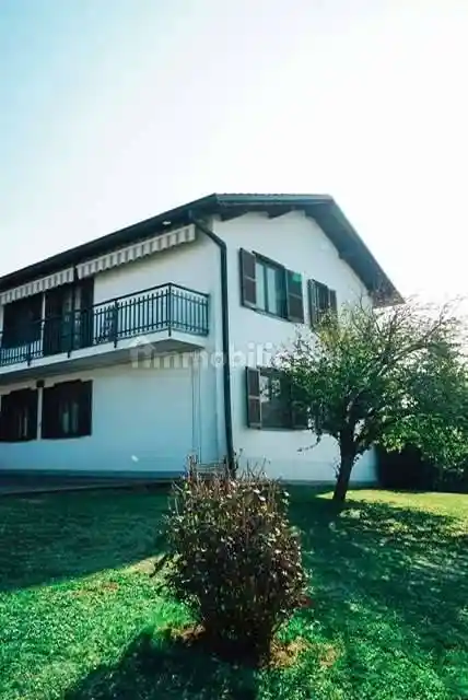 Appartamento in vendita a Sesto Calende