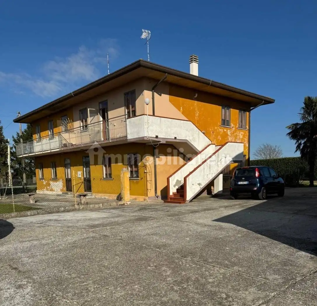 Appartamento in vendita a Porto Tolle