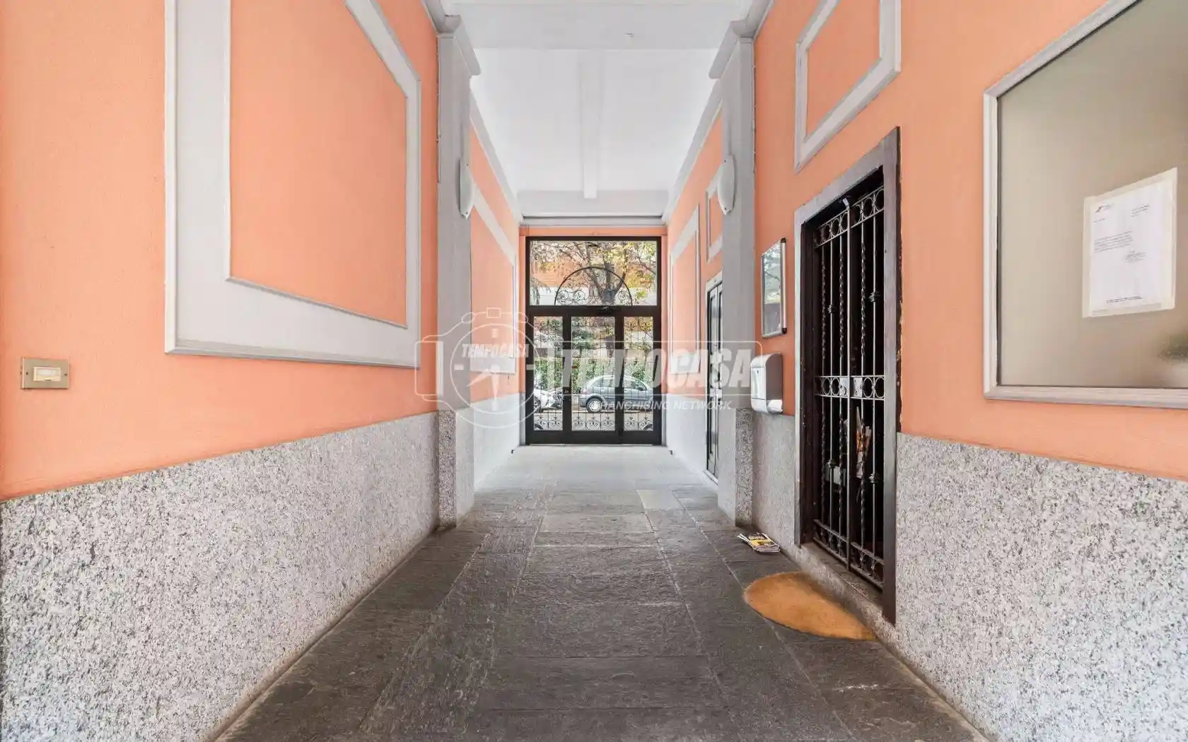 Bilocale via Andrea Maffei 12, Montenero, Milano - foto 3