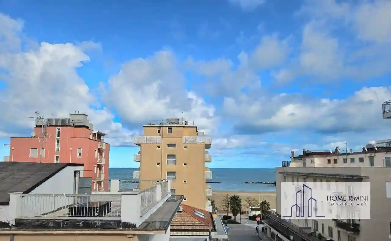 Palazzo - Edificio in vendita a Rimini