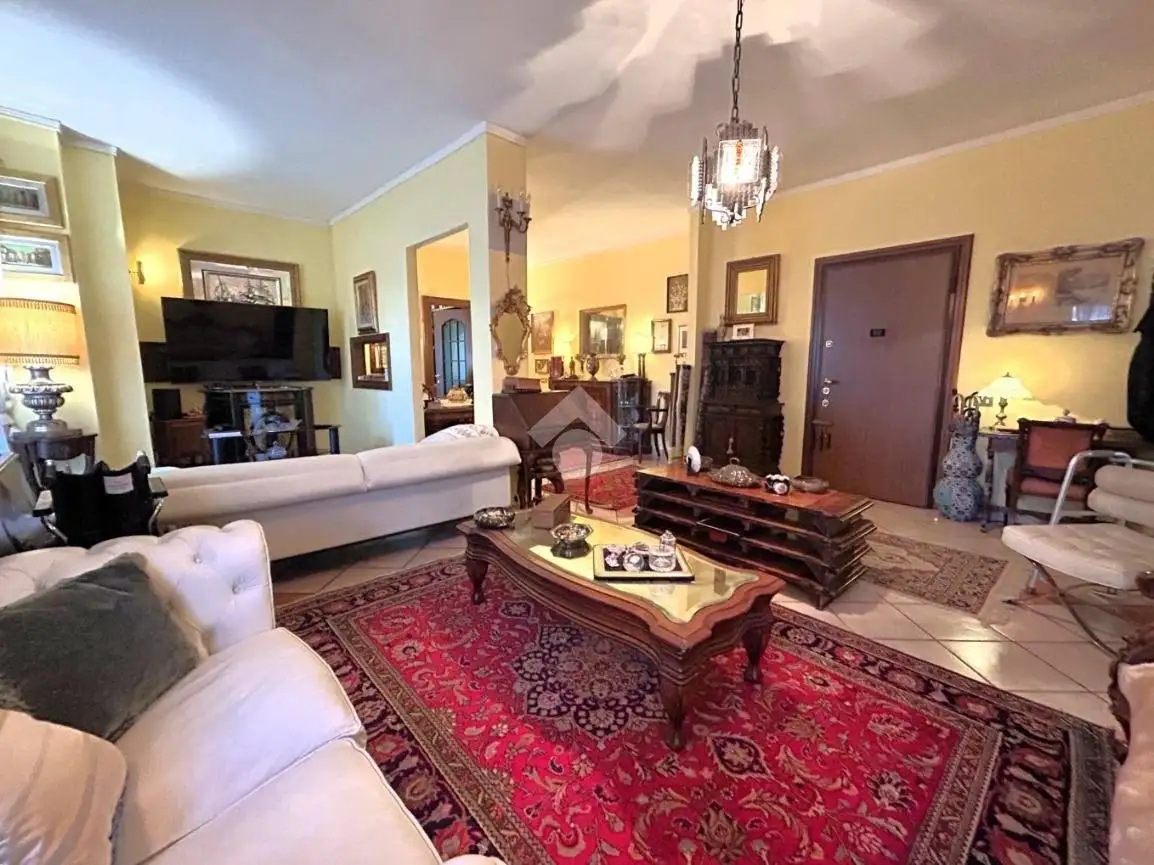 Appartamento in vendita a Pavia