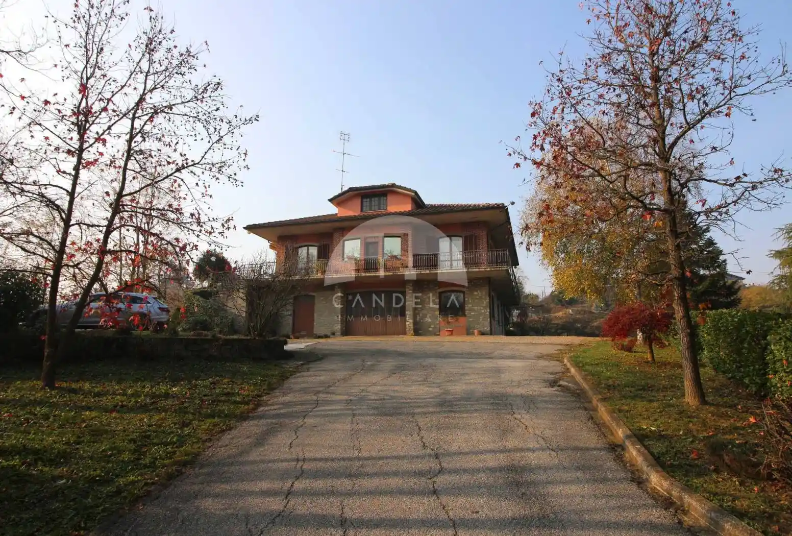 Villa - foto 2
