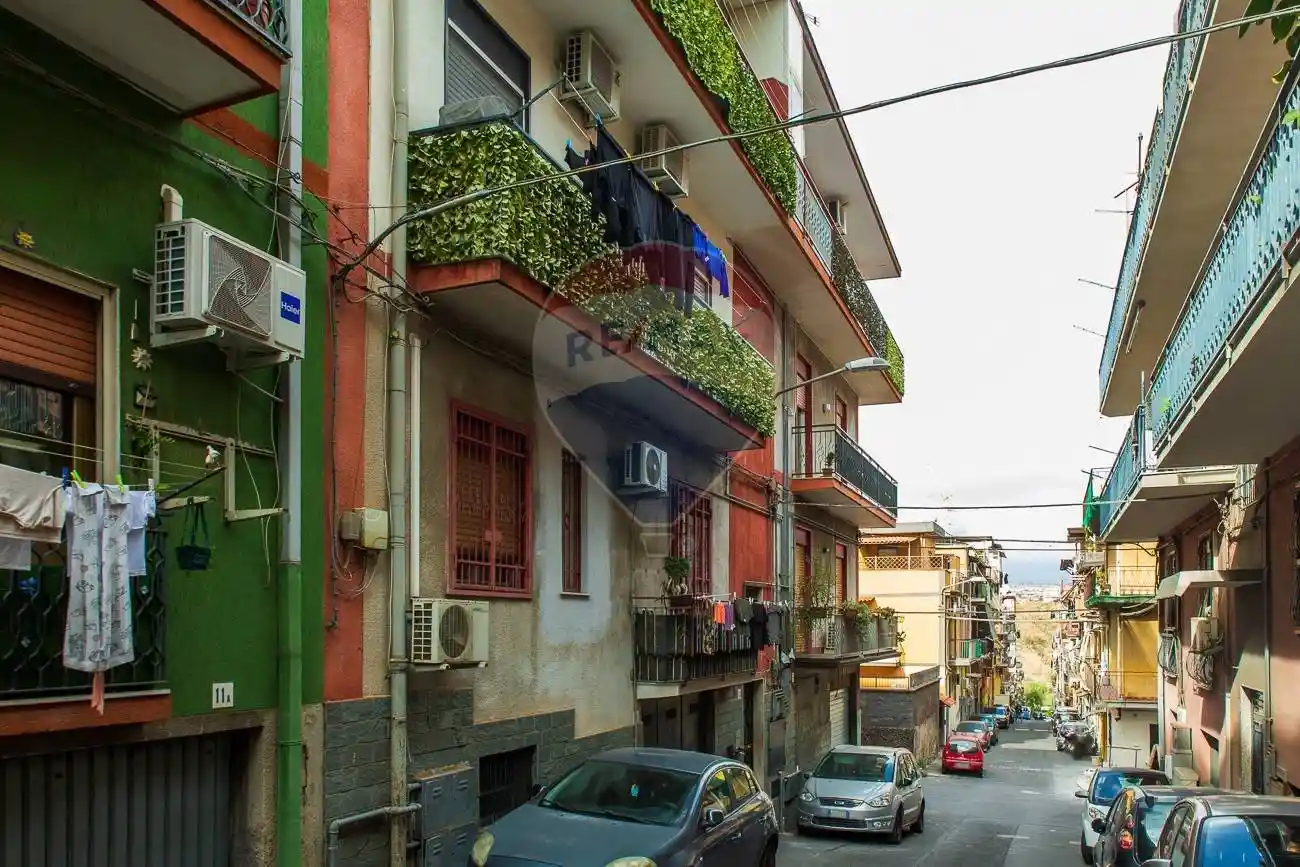 Trilocale via del Frantoio 13, San Giorgio, Catania - foto 4