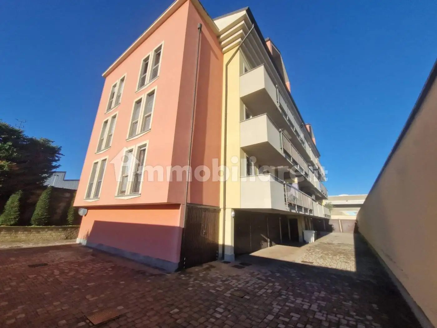 Appartamento in vendita a Legnano