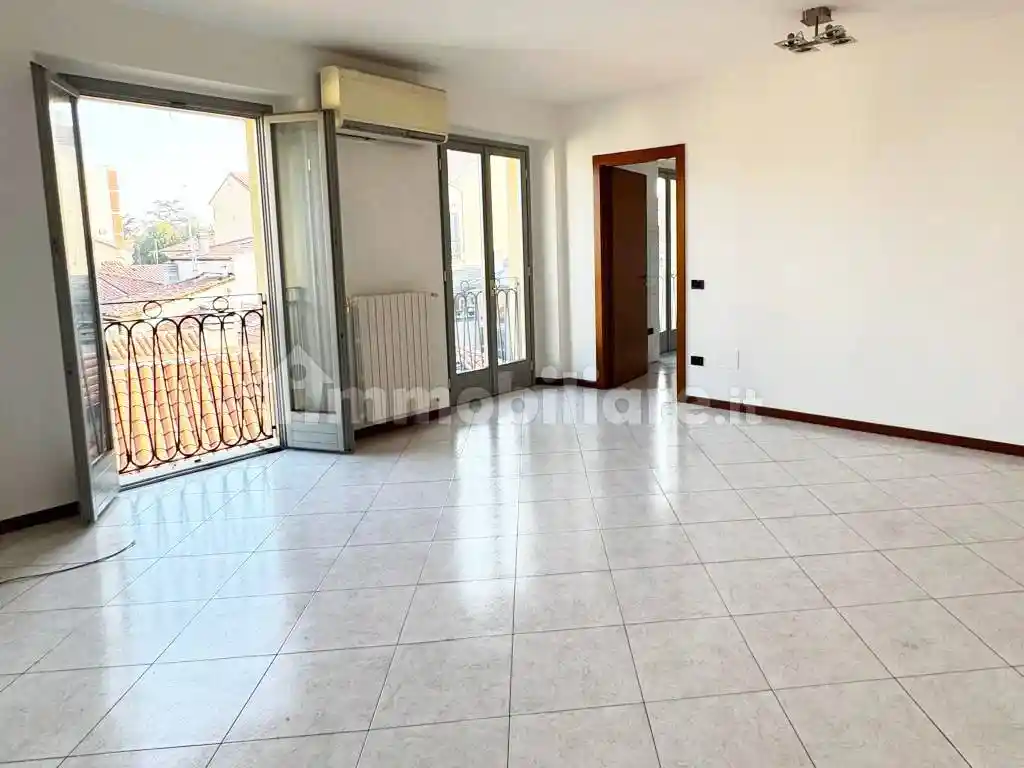 Attico via Vittorio Emanuele II 29, Centro Storico, Monza - foto 5