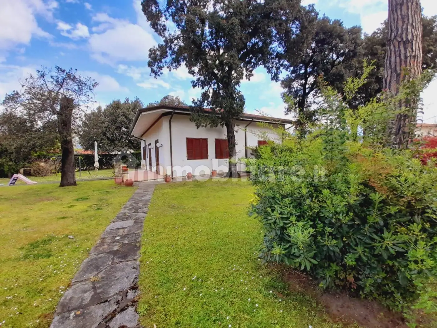 Villa in affitto a Pietrasanta