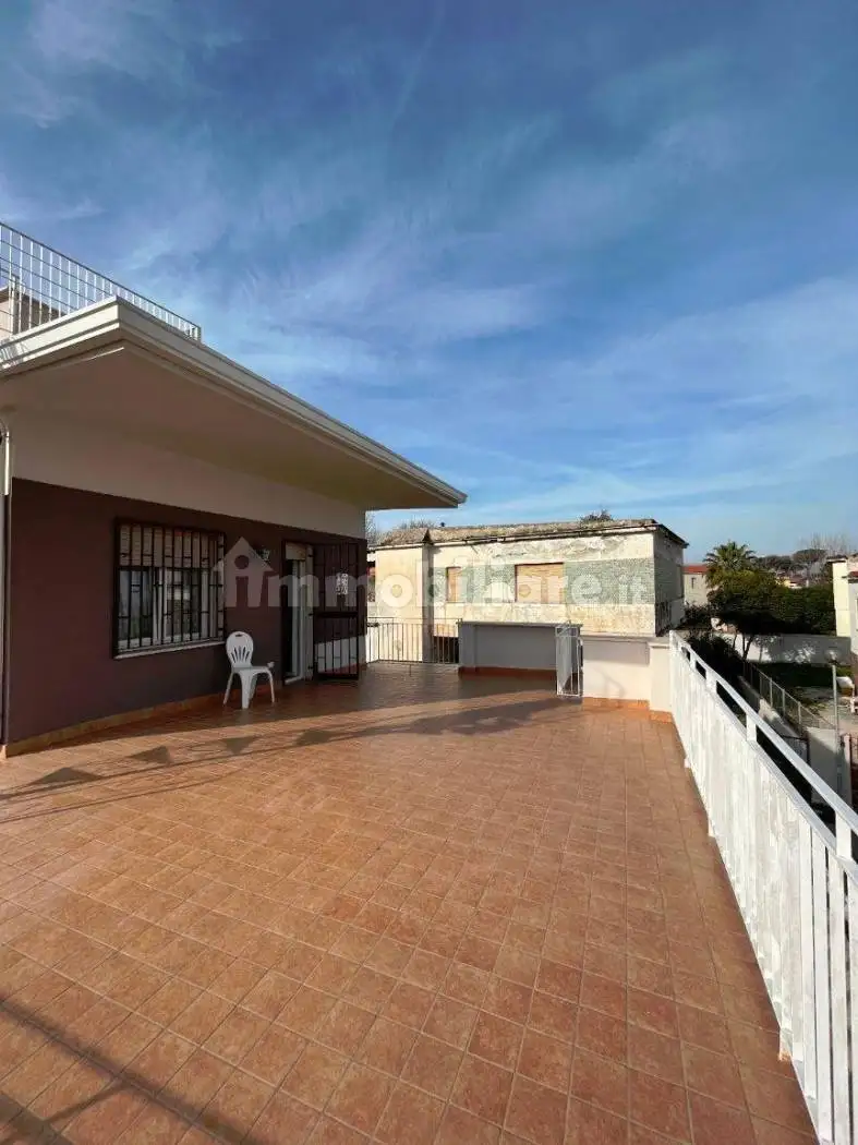 Villa in affitto a Castel Volturno