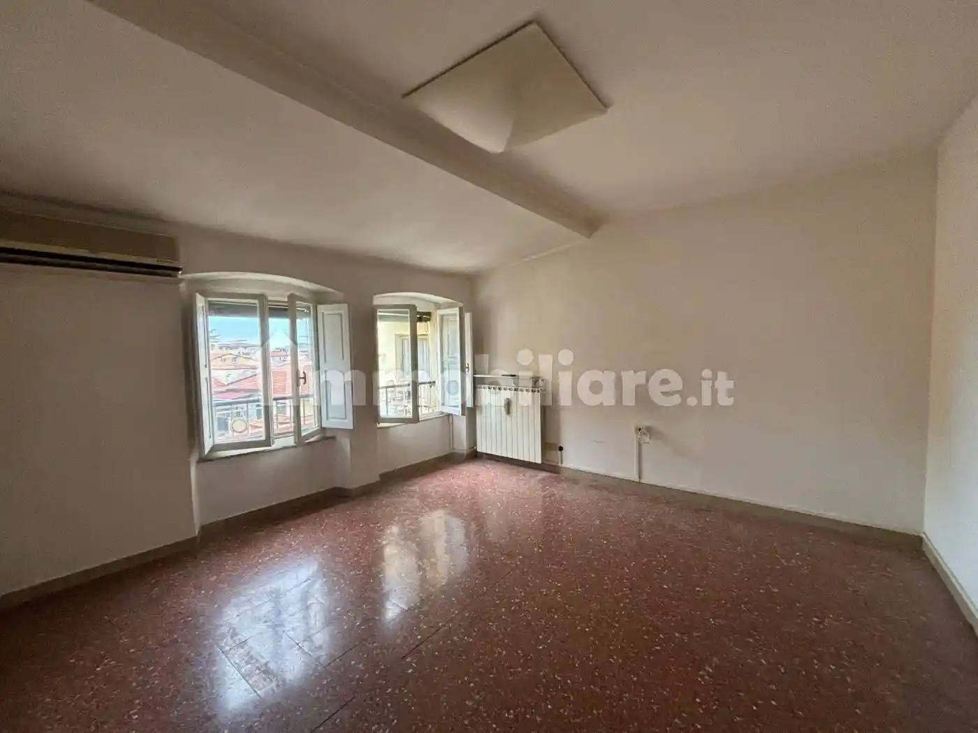 Appartamento in vendita a Massa