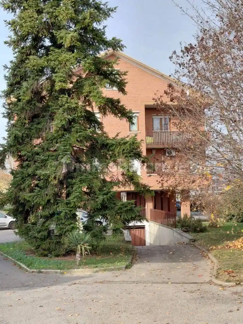 Quadrilocale Strada Santo Spirito 4, Corso Alba - Variglie, Asti - foto 2