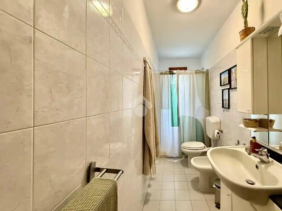 Trilocale via Benaco 44, Sant'Ippolito, Prato - foto 4