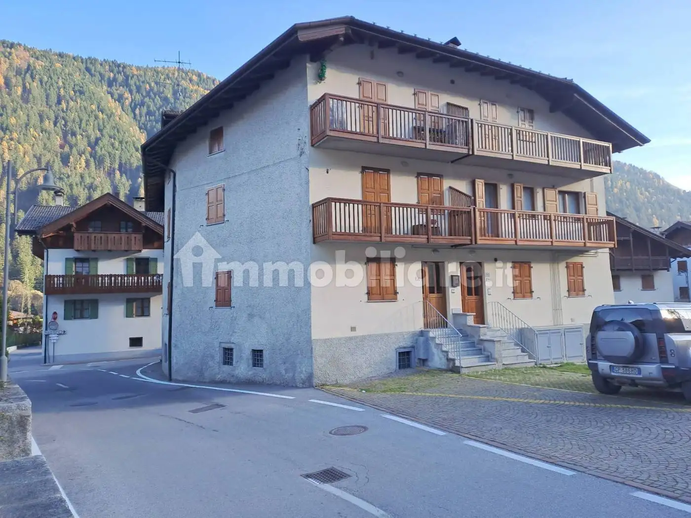 Appartamento in vendita a Porte di Rendena