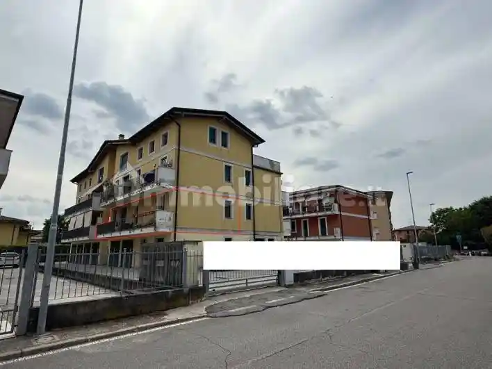 Appartamento all'asta via Gran Sasso, 9, Castel Goffredo - foto 2