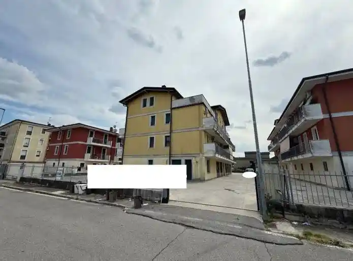 Appartamento all'asta via Gran Sasso, 9, Castel Goffredo - foto 3