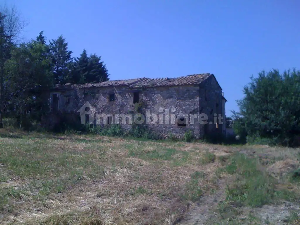 Rustico - Casale in vendita a Guardea