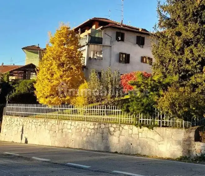 Casa indipendente in asta a Vallanzengo