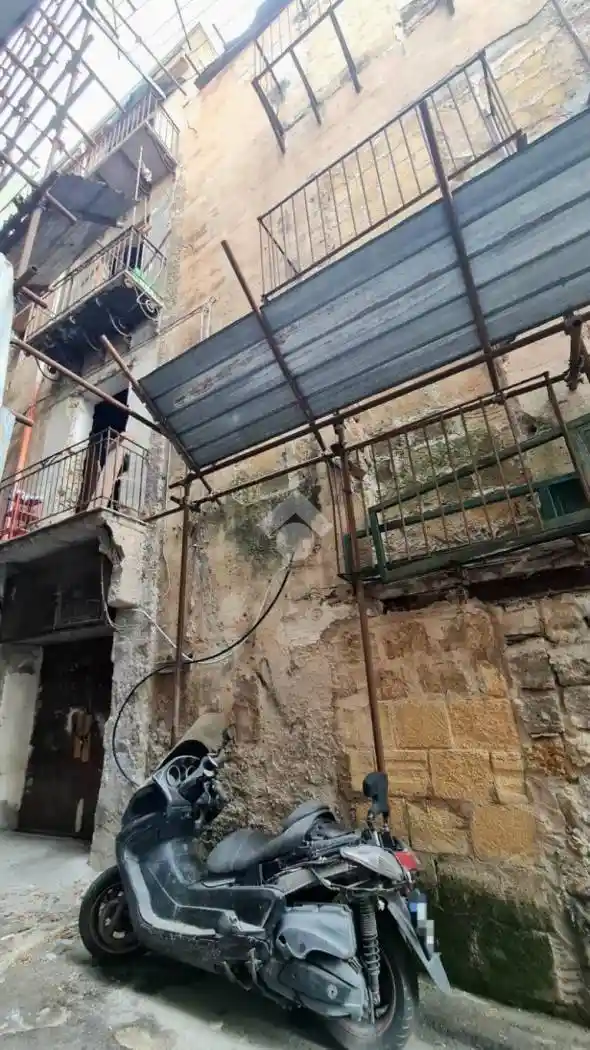 Palazzo - Edificio in Vendita - foto 2