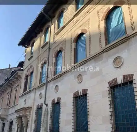 Palazzo - Stabile in asta a Gallarate