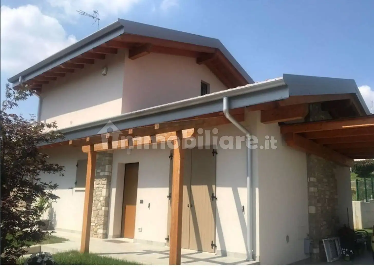 Villa in vendita a Provaglio d'Iseo