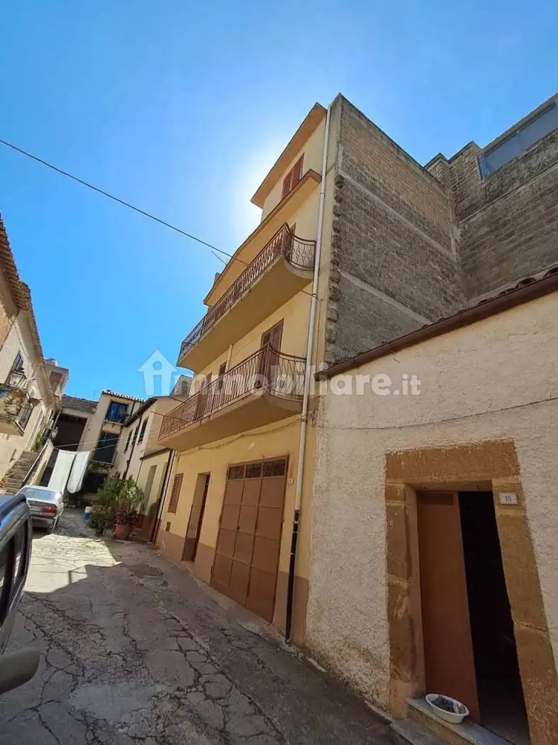 Villa in vendita a Sambuca di Sicilia