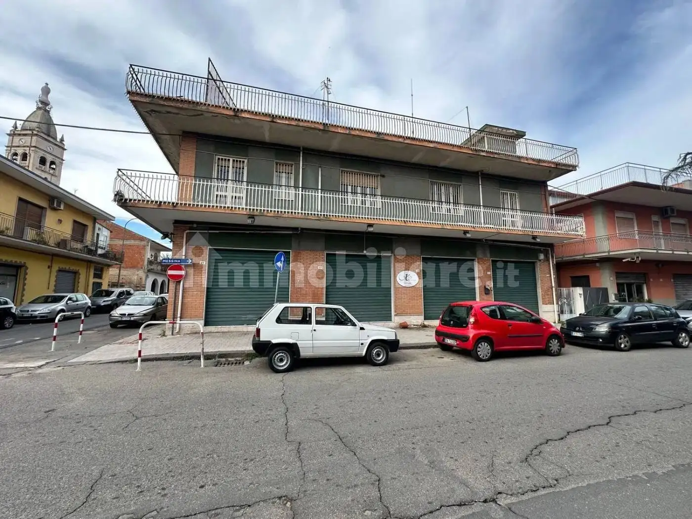 Palazzo - Edificio in vendita a Fiumefreddo di Sicilia