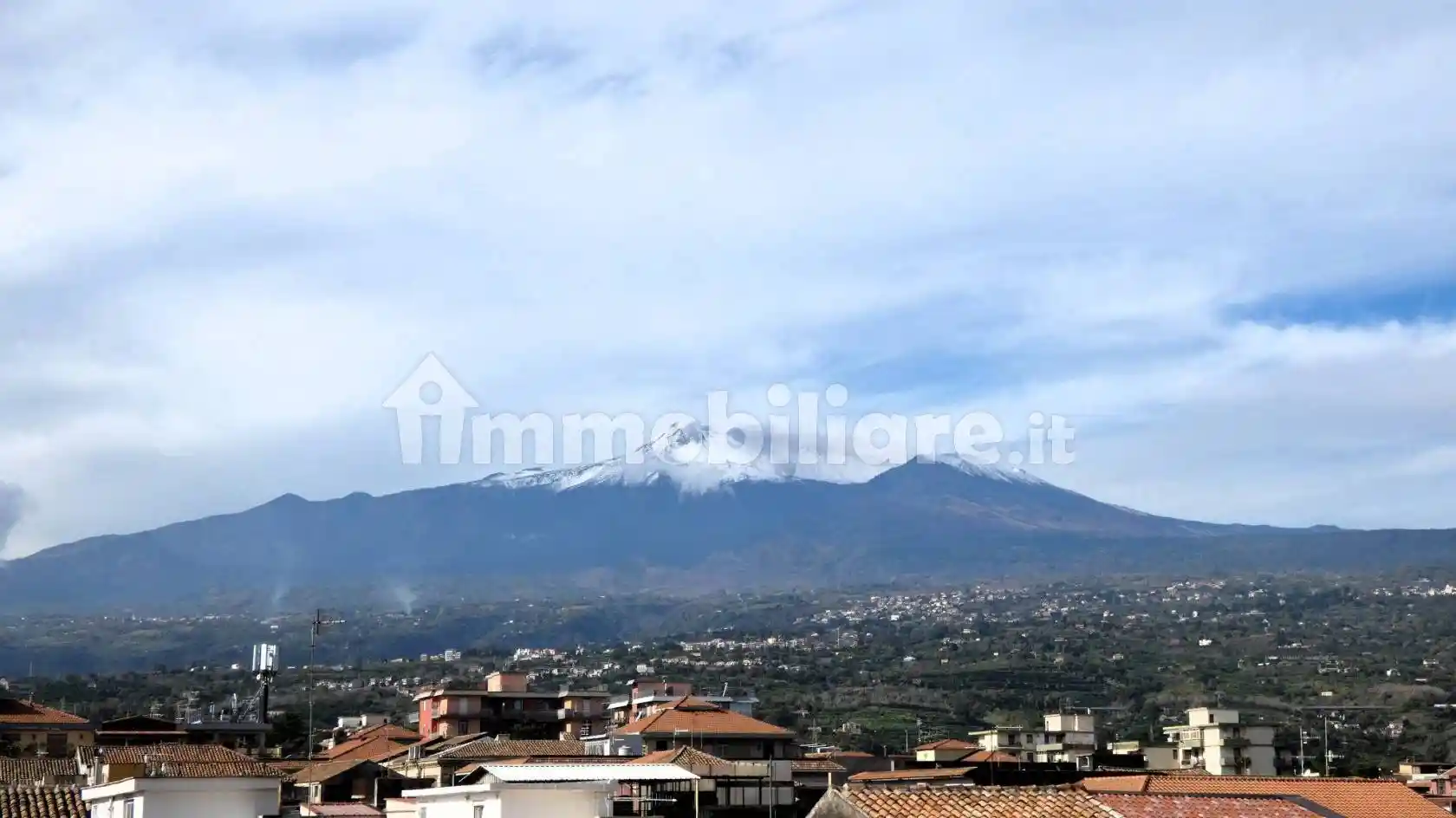 Palazzo - Edificio in vendita a Riposto