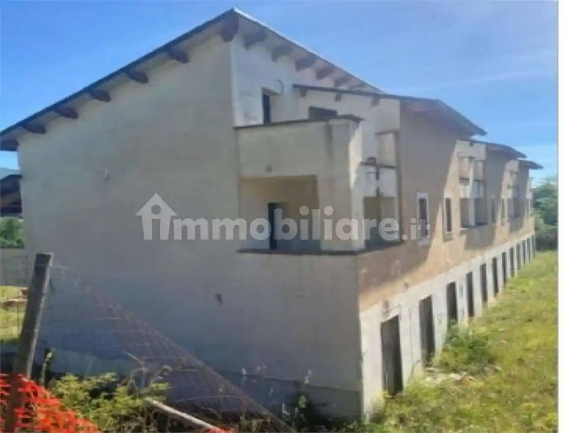 Palazzo - stabile all'asta via  San Bartolomeo, Scoppito - foto 3