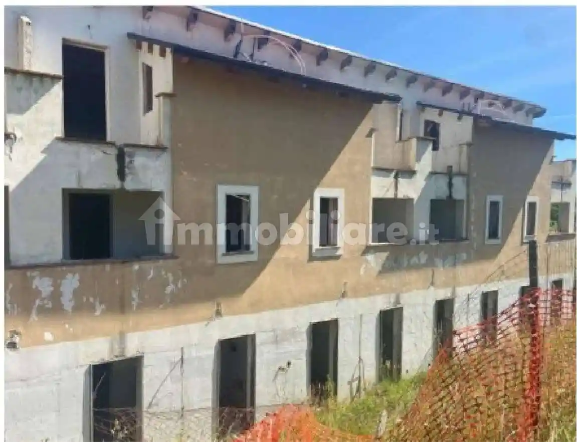Palazzo - stabile all'asta via  San Bartolomeo, Scoppito - foto 5