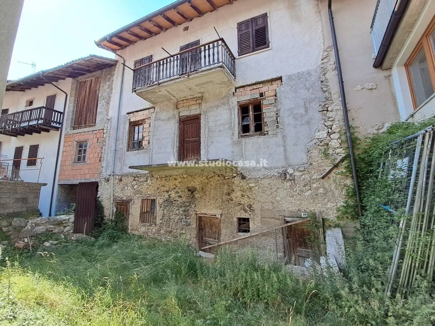 Casa indipendente in vendita a Ronzo-Chienis