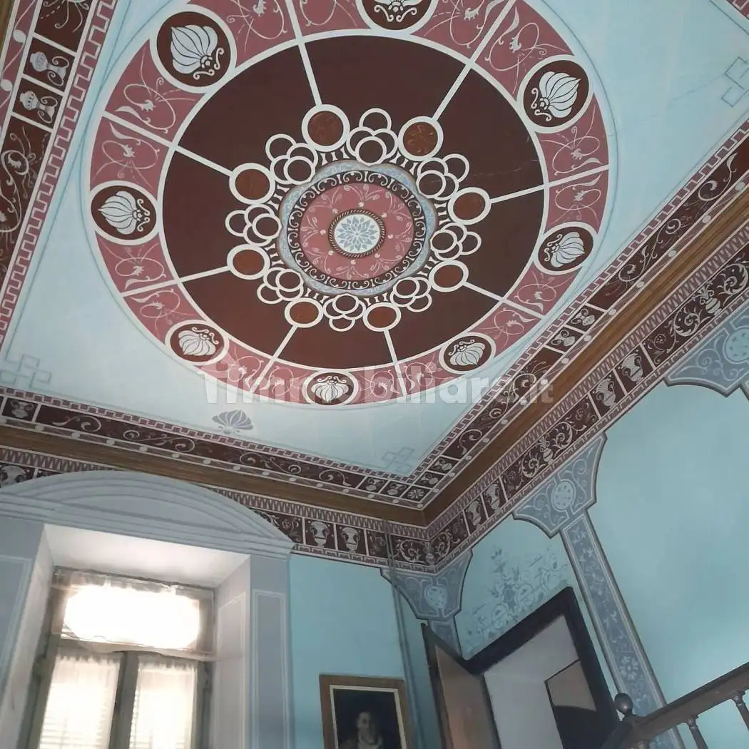 Villa in vendita a Sale