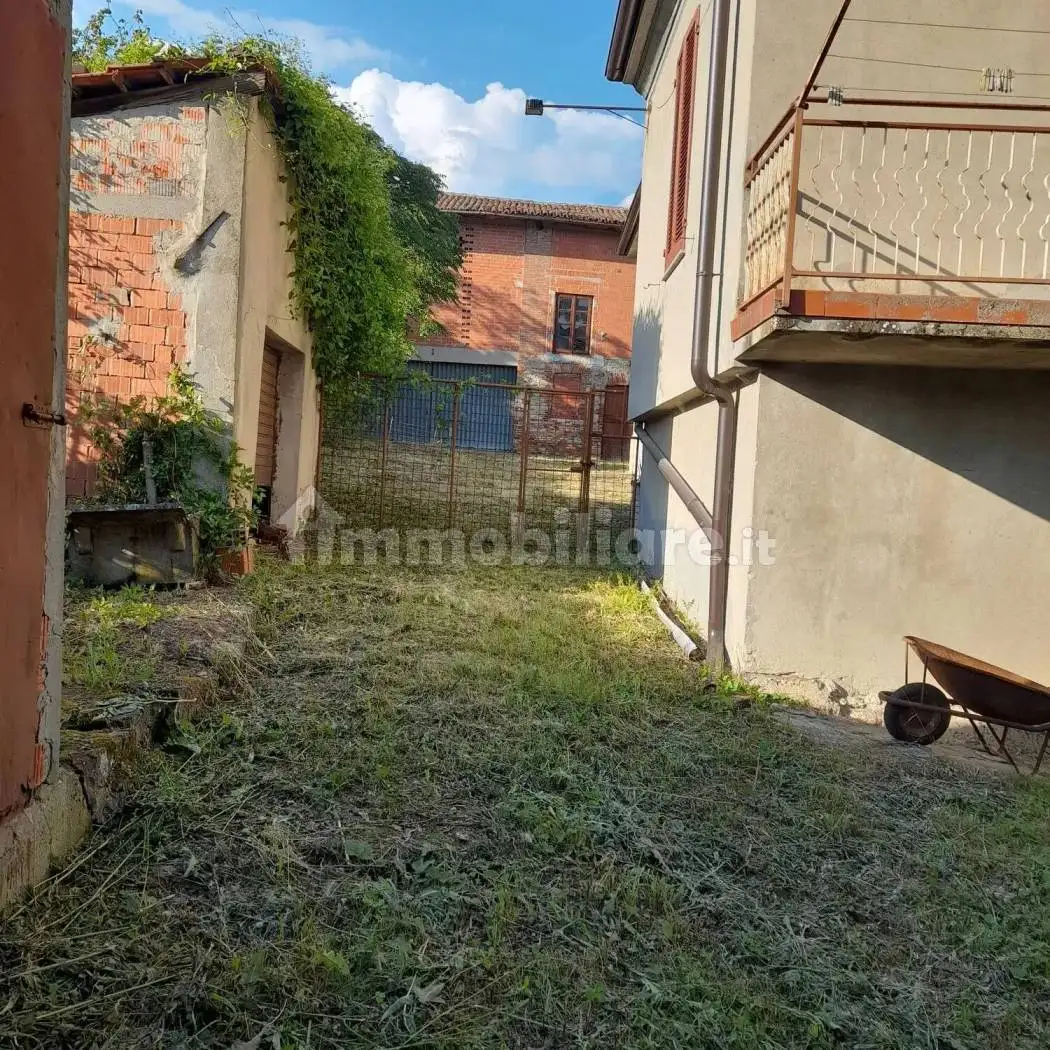 Villa unifamiliare piazza Caduti Della Libertà No Number, Berzano di Tortona - foto 3