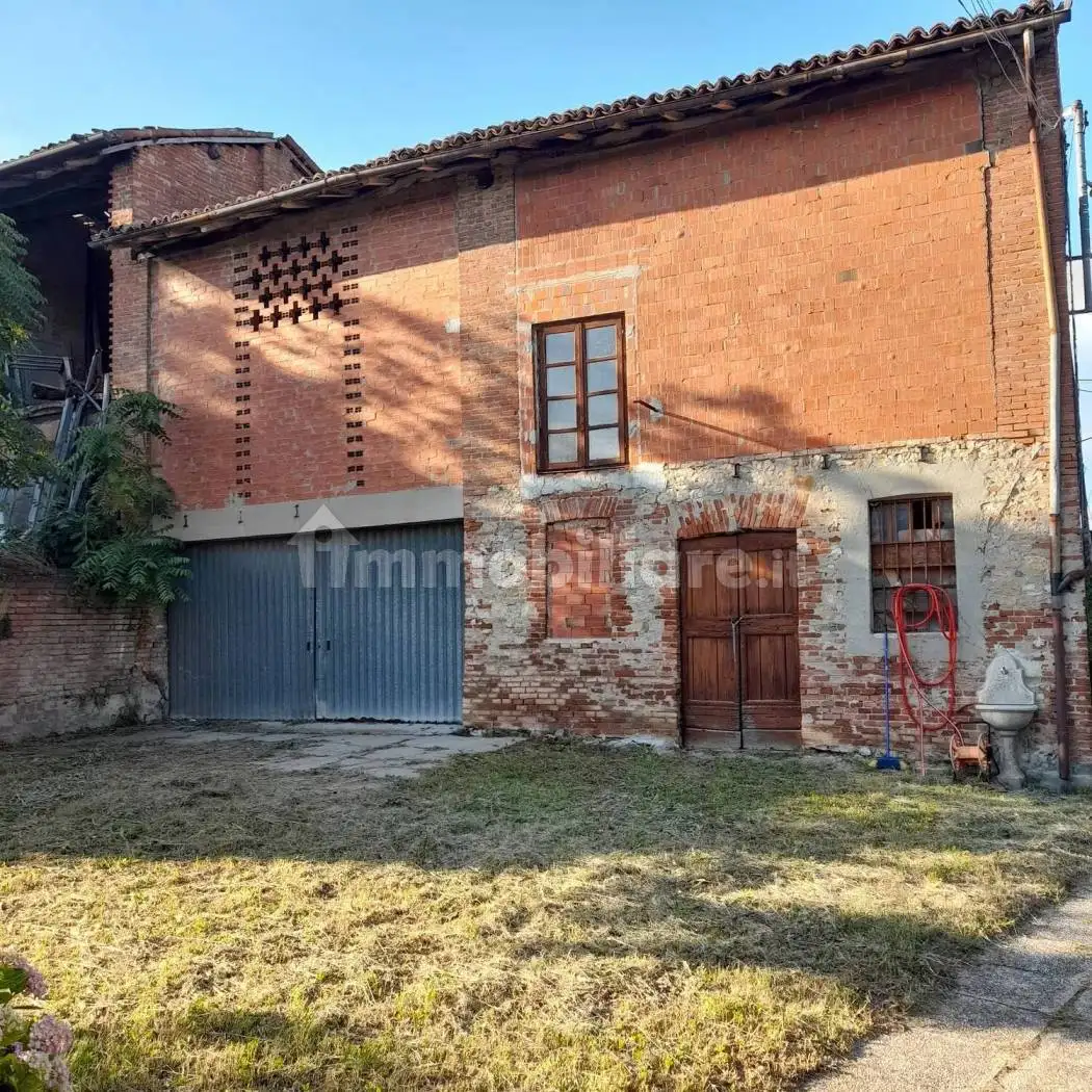 Villa unifamiliare piazza Caduti Della Libertà No Number, Berzano di Tortona - foto 4