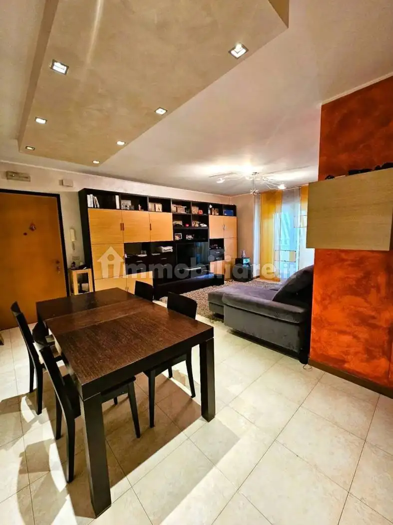 Quadrilocale via Maria Montessori No Number, Centro, Azzano Decimo - foto 2