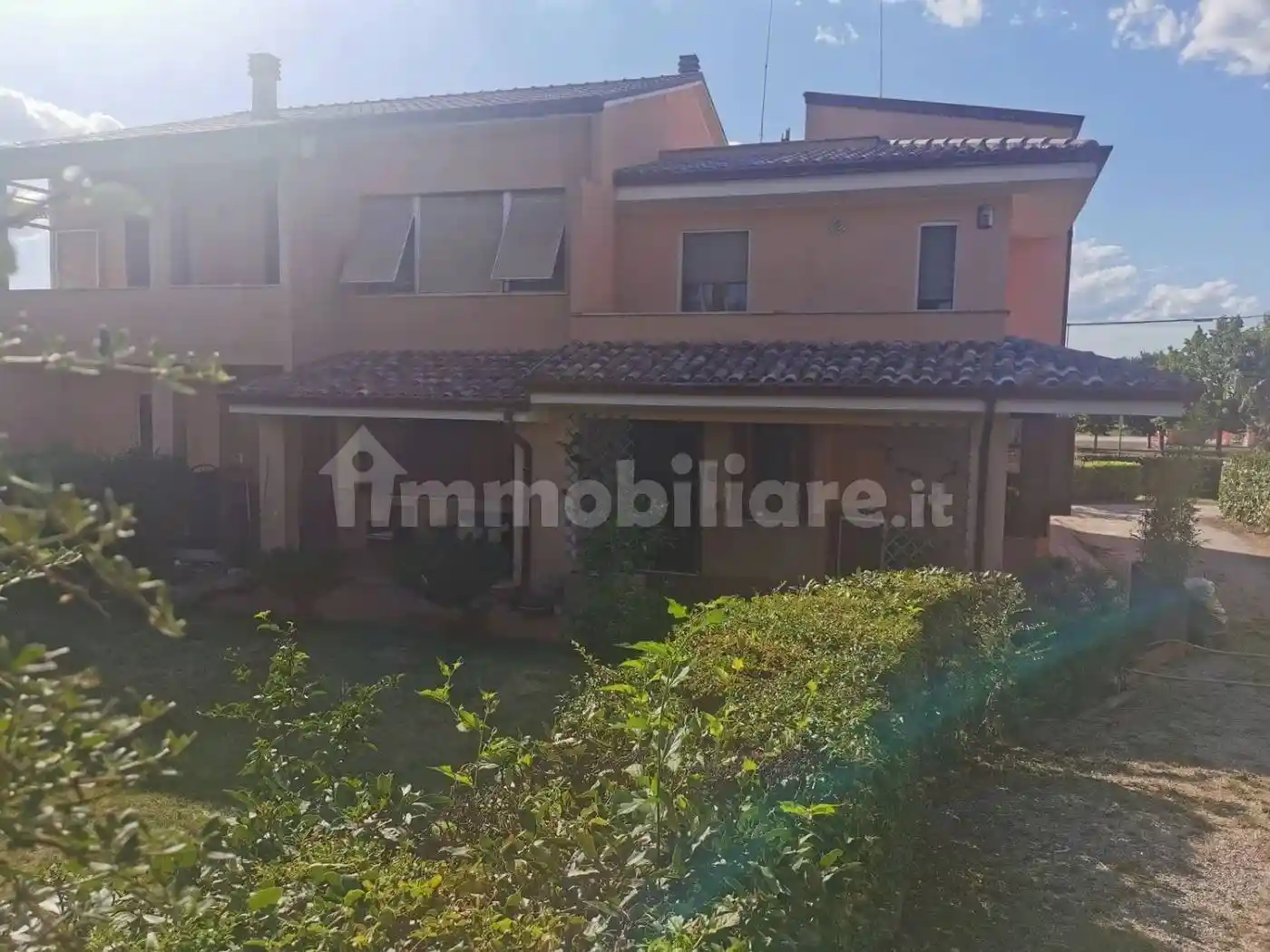 Villa in vendita a Foligno