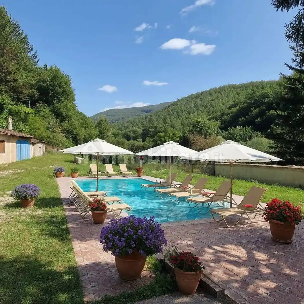 Villa in vendita a Foligno