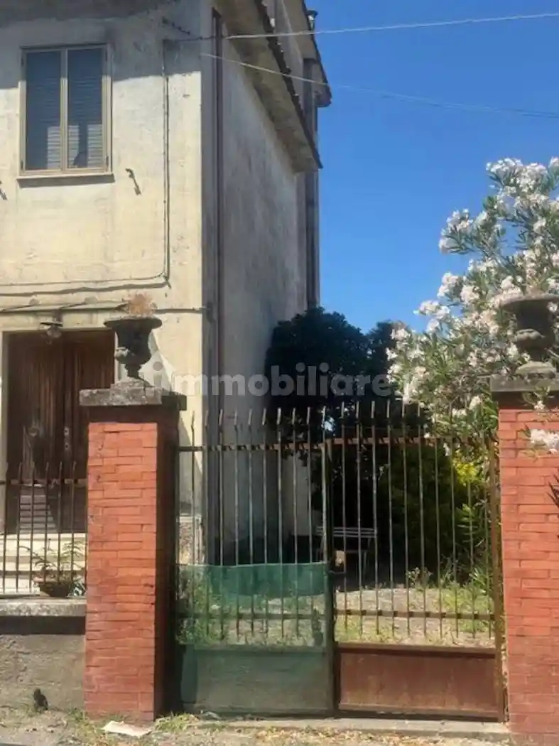 Villa unifamiliare via G. Marconi, 16, Centro, Vitorchiano - foto 2