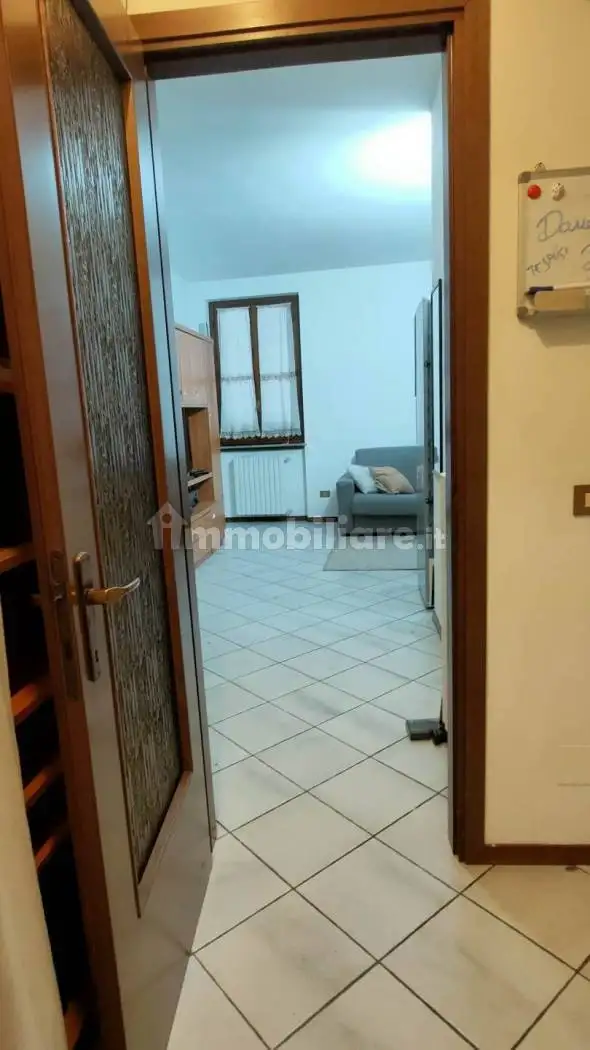 Trilocale via Regina Margherita 2, Centro, Brembio - foto 5