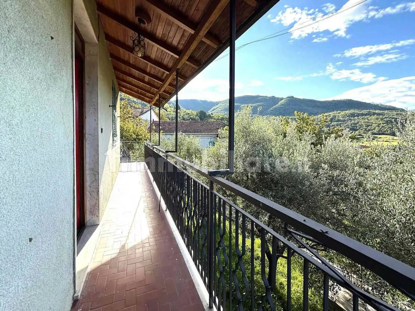 Terratetto unifamiliare 175 m², buono stato, Centro, Casola in Lunigiana - foto 2