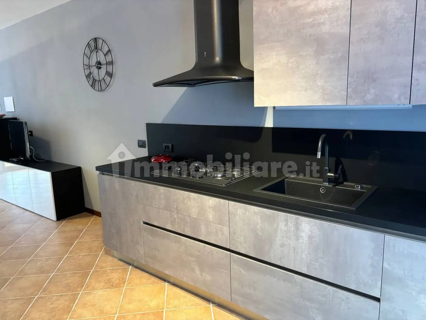 Trilocale via F. Soldati 11, Centro, Castelvetro Piacentino - foto 3