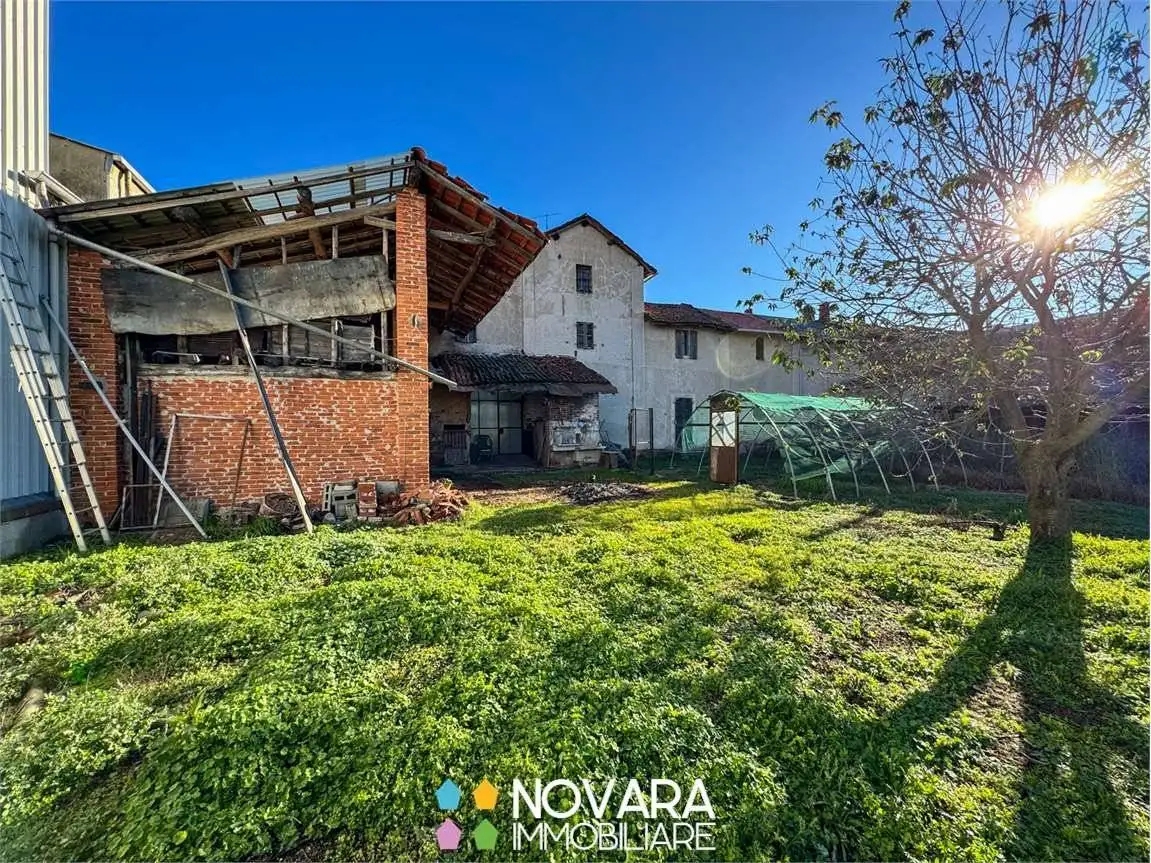 Rustico - Casale in vendita a Caltignaga