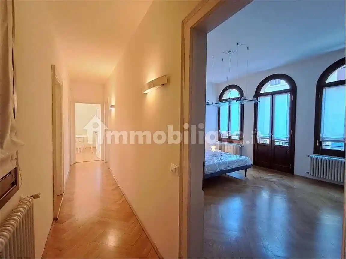 Trilocale piazza San Vito, 12, Piazza dei Signori, Treviso - foto 2