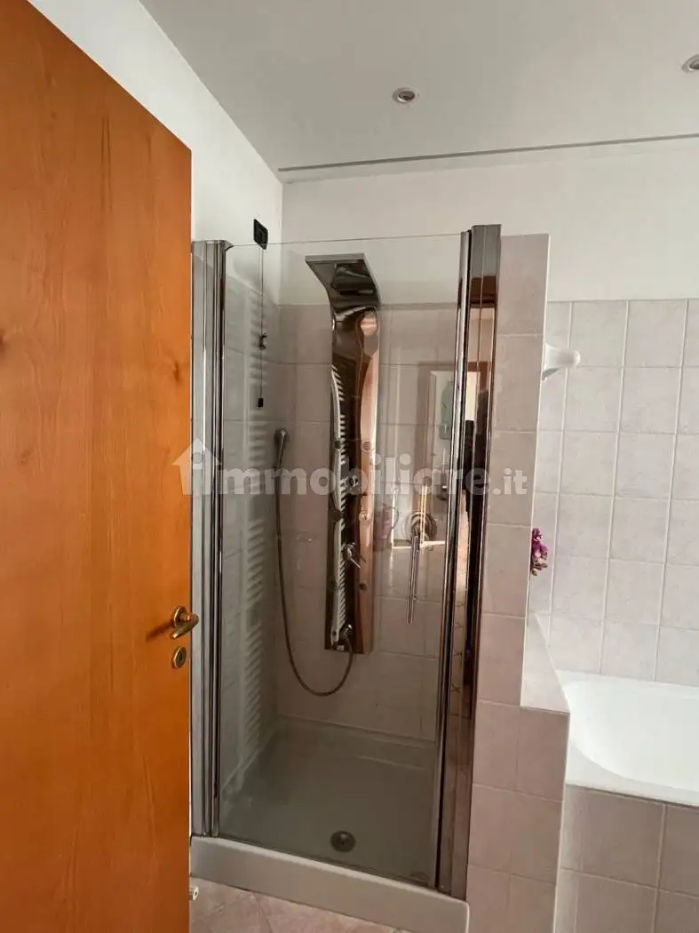 Trilocale via Manifattura Vit. Olcese 68, Centro, Darfo Boario Terme - foto 5